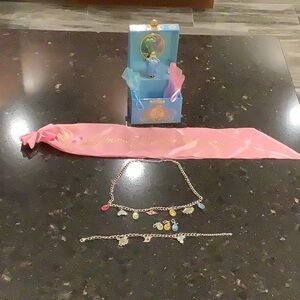 DCL Royal Court Royal Tea Disney set